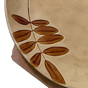 Harvest Brand 11" Serving Plate Harvest Gold Raised Leaf Pattern Thanksgiving